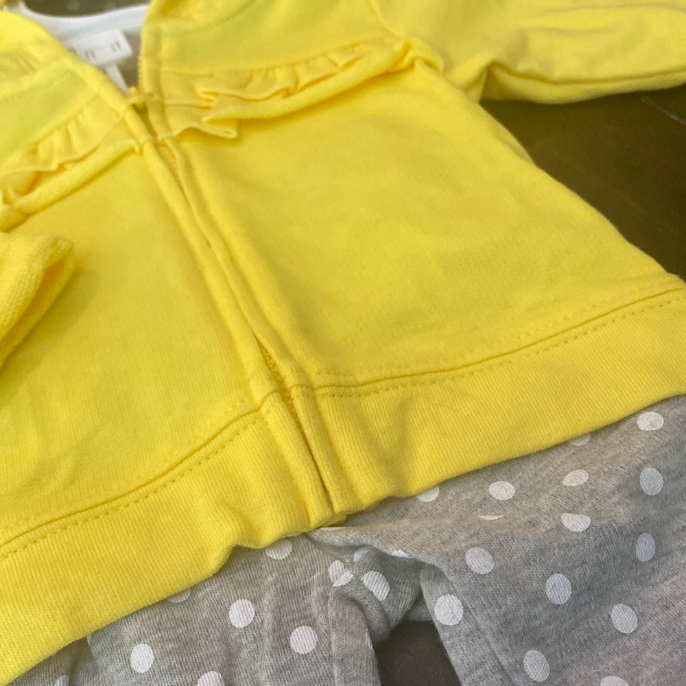 NWT Newborn girl outfit